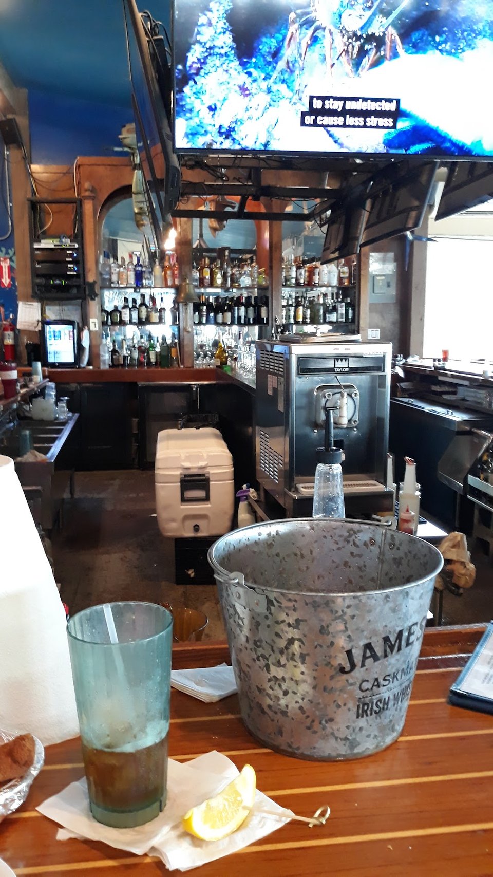 Bar area with beer and cocktails.